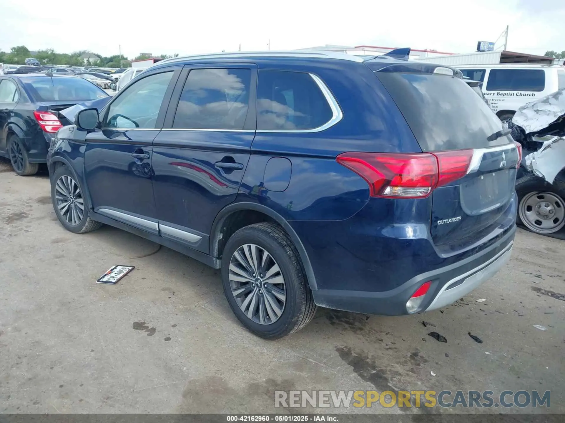 3 fotografías del automóvil dañado JA4AZ3A39LZ042844 MITSUBISHI OUTLANDER 2020