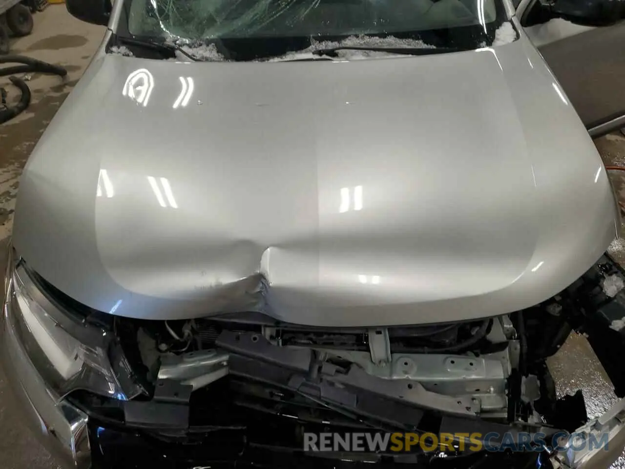 12 fotografías del automóvil dañado JA4AZ3A3XLZ026412 MITSUBISHI OUTLANDER 2020