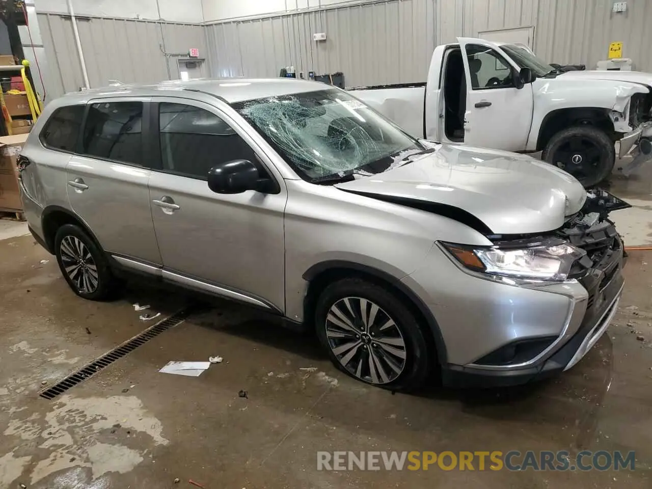 4 fotografías del automóvil dañado JA4AZ3A3XLZ026412 MITSUBISHI OUTLANDER 2020