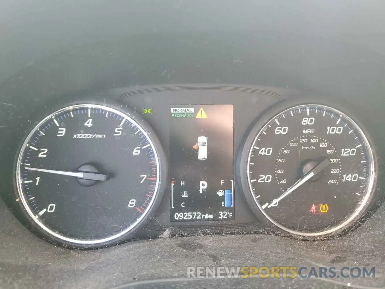 9 fotografías del automóvil dañado JA4AZ3A3XLZ026412 MITSUBISHI OUTLANDER 2020