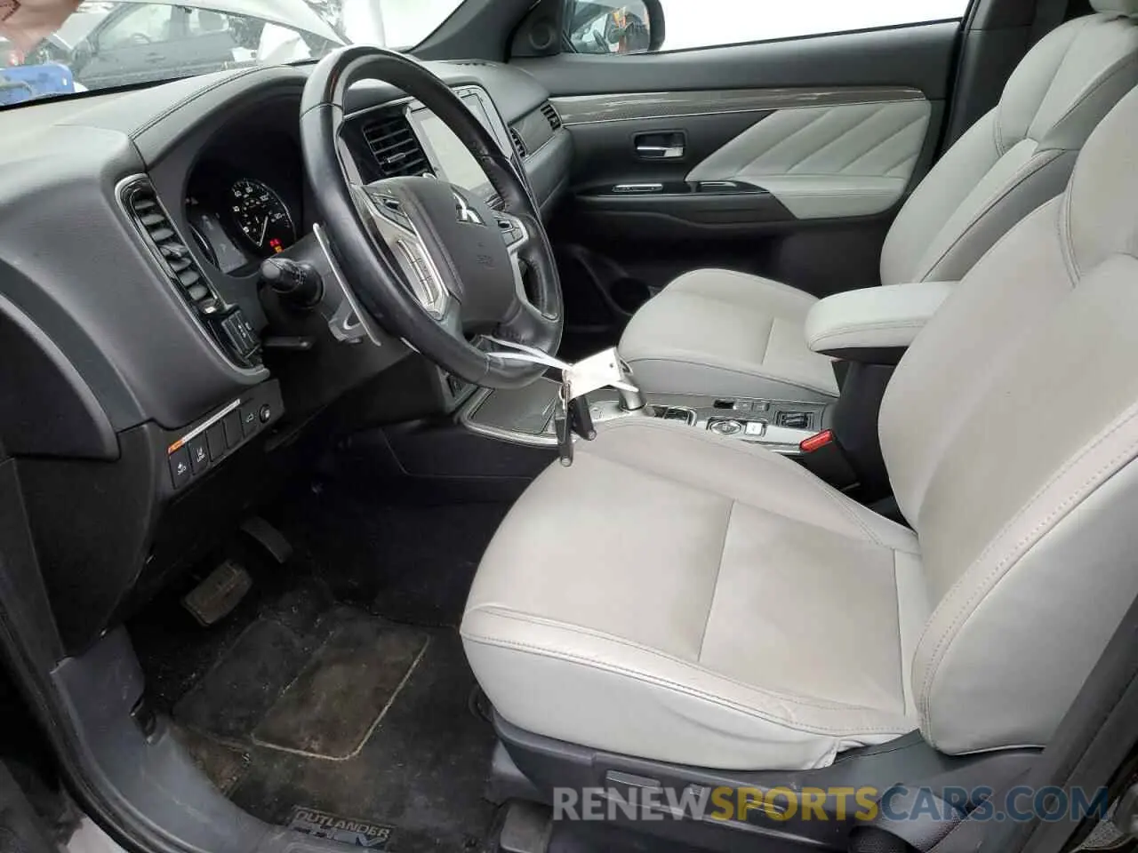 7 fotografías del automóvil dañado JA4J24A57LZ009384 MITSUBISHI OUTLANDER 2020