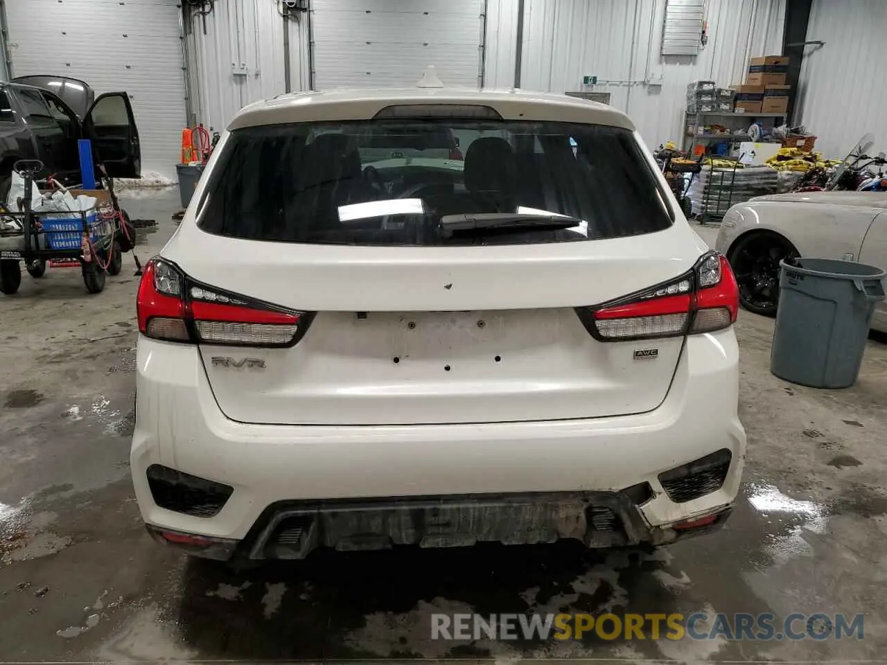 6 fotografías del automóvil dañado JA4AJVAW2MU606670 MITSUBISHI OUTLANDER 2021