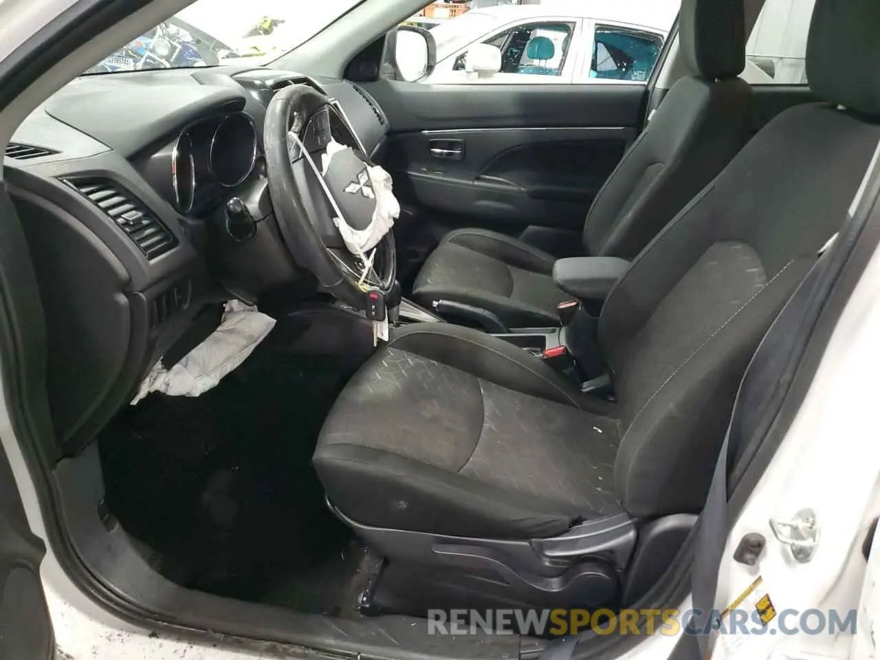 7 fotografías del automóvil dañado JA4AJVAW2MU606670 MITSUBISHI OUTLANDER 2021