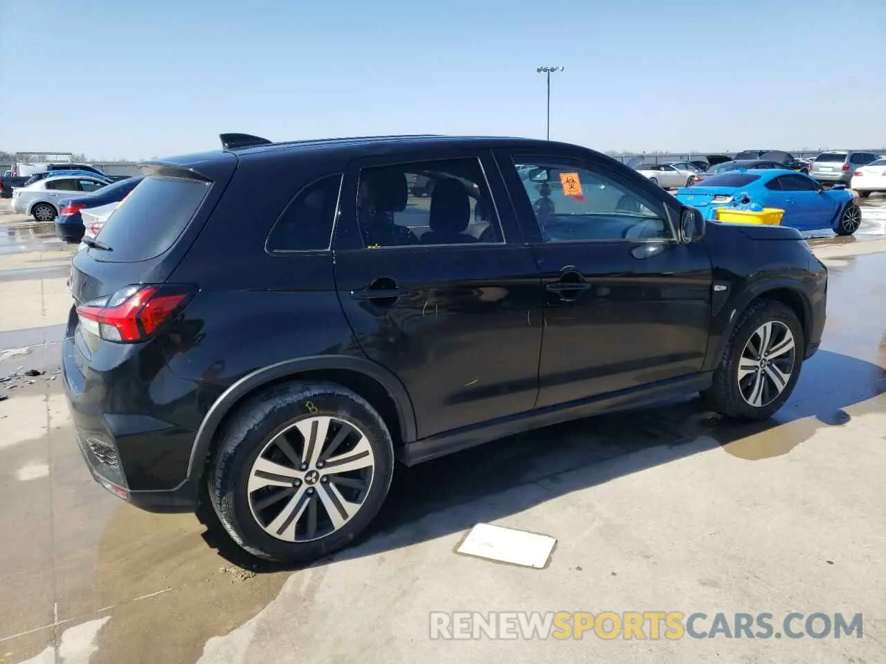 3 fotografías del automóvil dañado JA4APUAU2MU006092 MITSUBISHI OUTLANDER 2021
