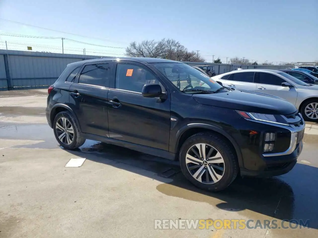4 fotografías del automóvil dañado JA4APUAU2MU006092 MITSUBISHI OUTLANDER 2021
