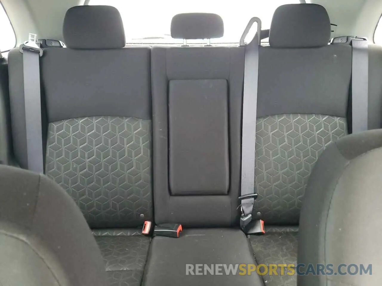 10 fotografías del automóvil dañado JA4APUAU3MU004223 MITSUBISHI OUTLANDER 2021