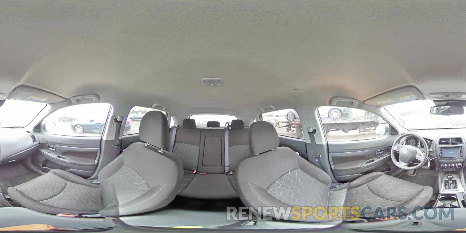 15 fotografías del automóvil dañado JA4APUAU3MU004223 MITSUBISHI OUTLANDER 2021