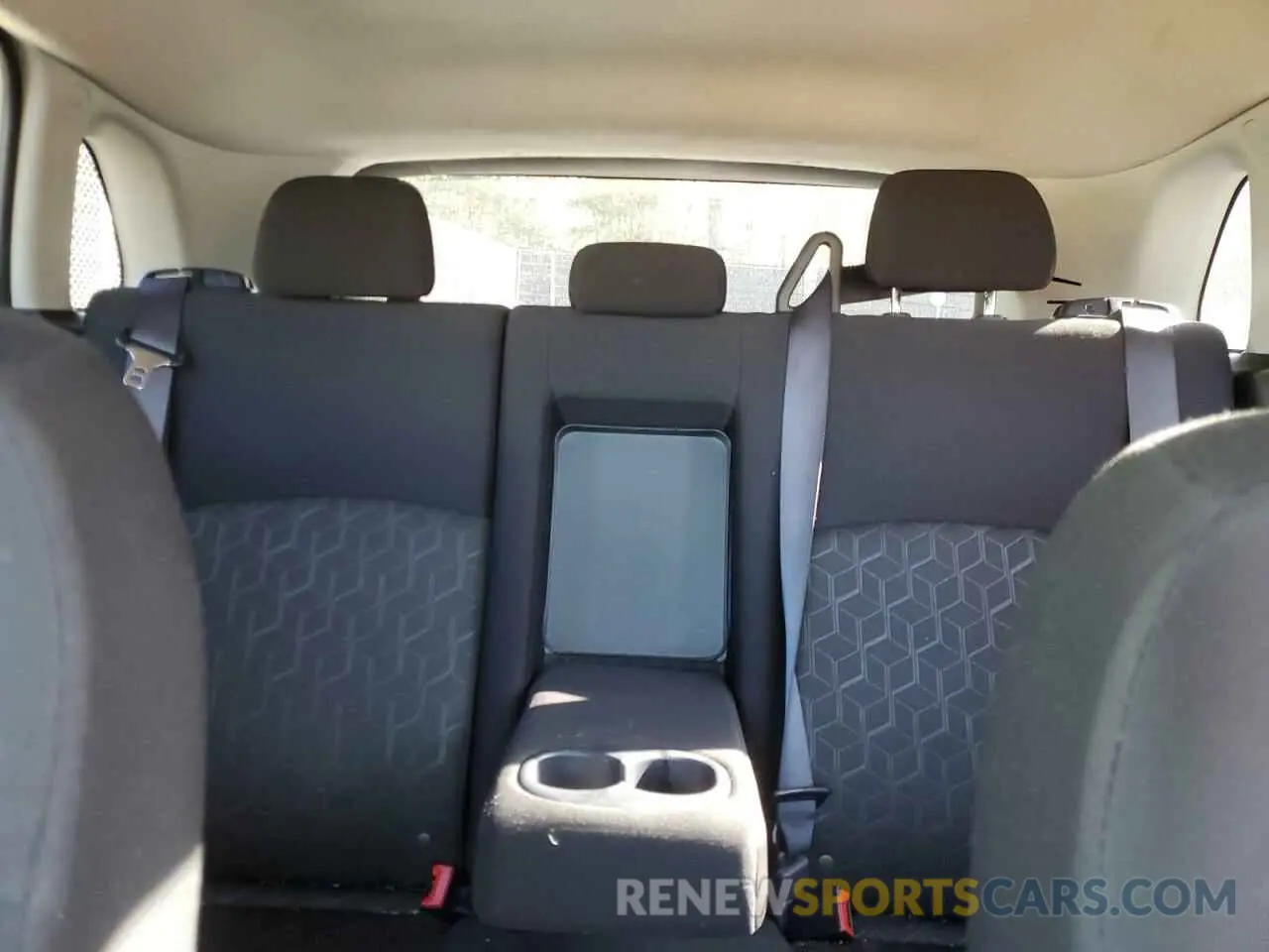 10 fotografías del automóvil dañado JA4APUAU3MU020289 MITSUBISHI OUTLANDER 2021