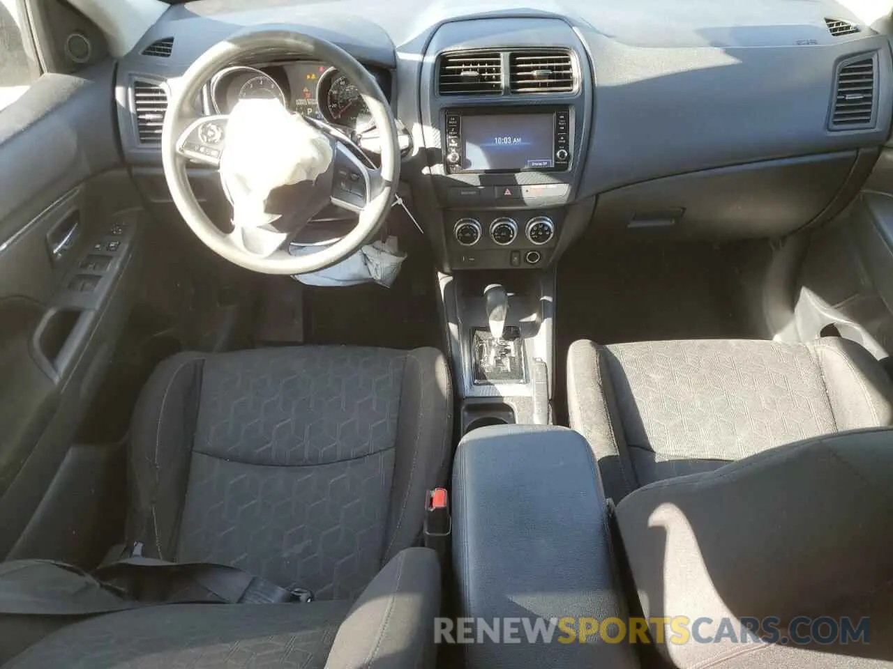 8 fotografías del automóvil dañado JA4APUAU3MU020289 MITSUBISHI OUTLANDER 2021