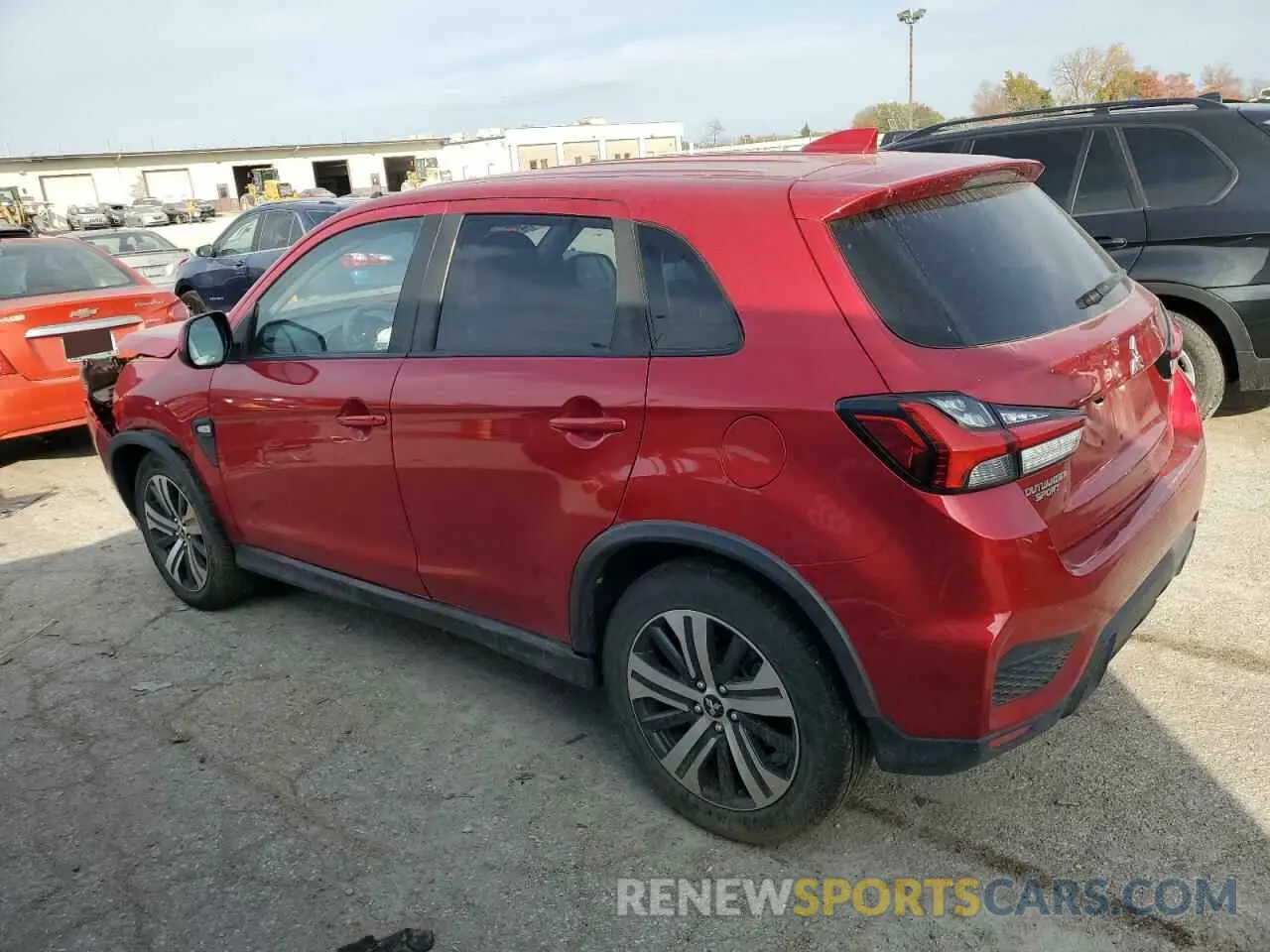2 fotografías del automóvil dañado JA4APUAU5MU014154 MITSUBISHI OUTLANDER 2021