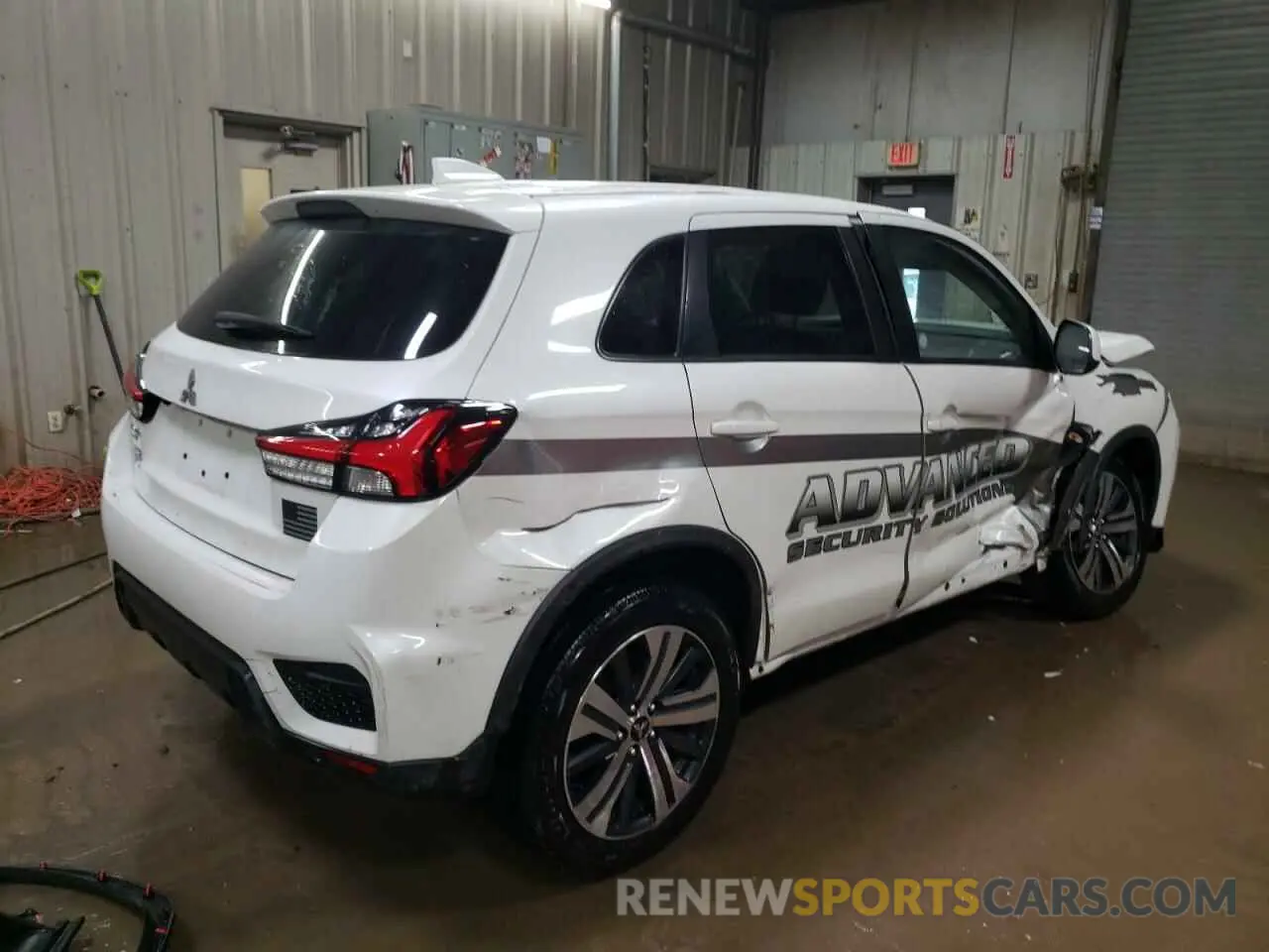 3 fotografías del automóvil dañado JA4APUAU5MU032928 MITSUBISHI OUTLANDER 2021