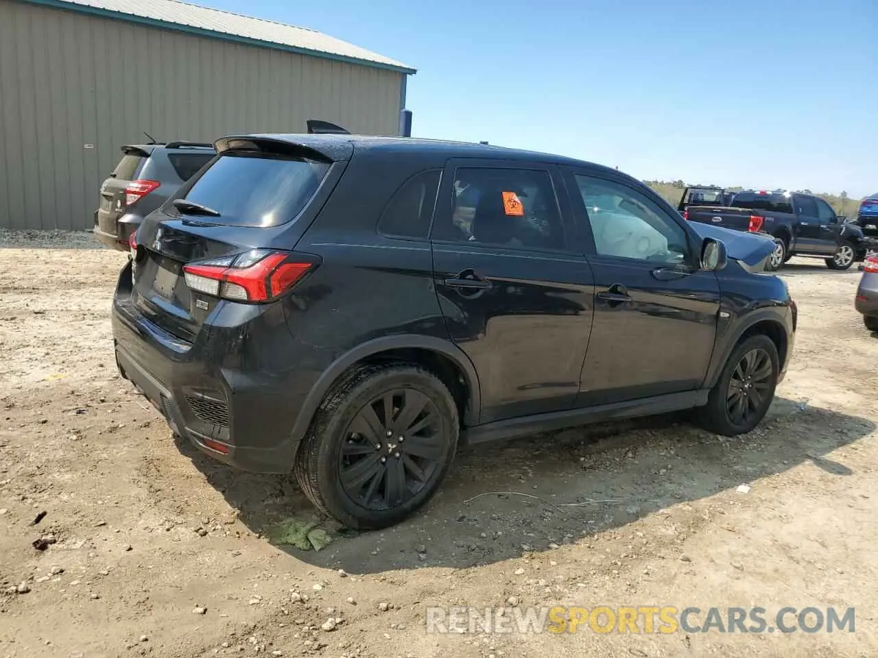 3 fotografías del automóvil dañado JA4APUAU6MU020822 MITSUBISHI OUTLANDER 2021