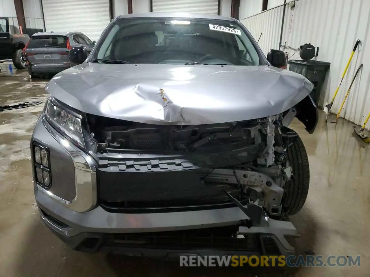 5 fotografías del automóvil dañado JA4APUAU7MU008338 MITSUBISHI OUTLANDER 2021