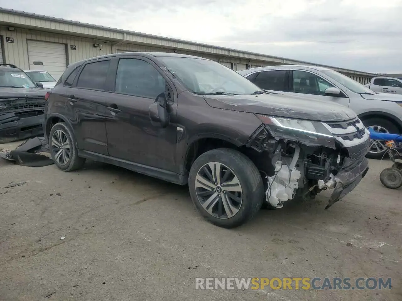 4 fotografías del automóvil dañado JA4APUAU8MU010938 MITSUBISHI OUTLANDER 2021