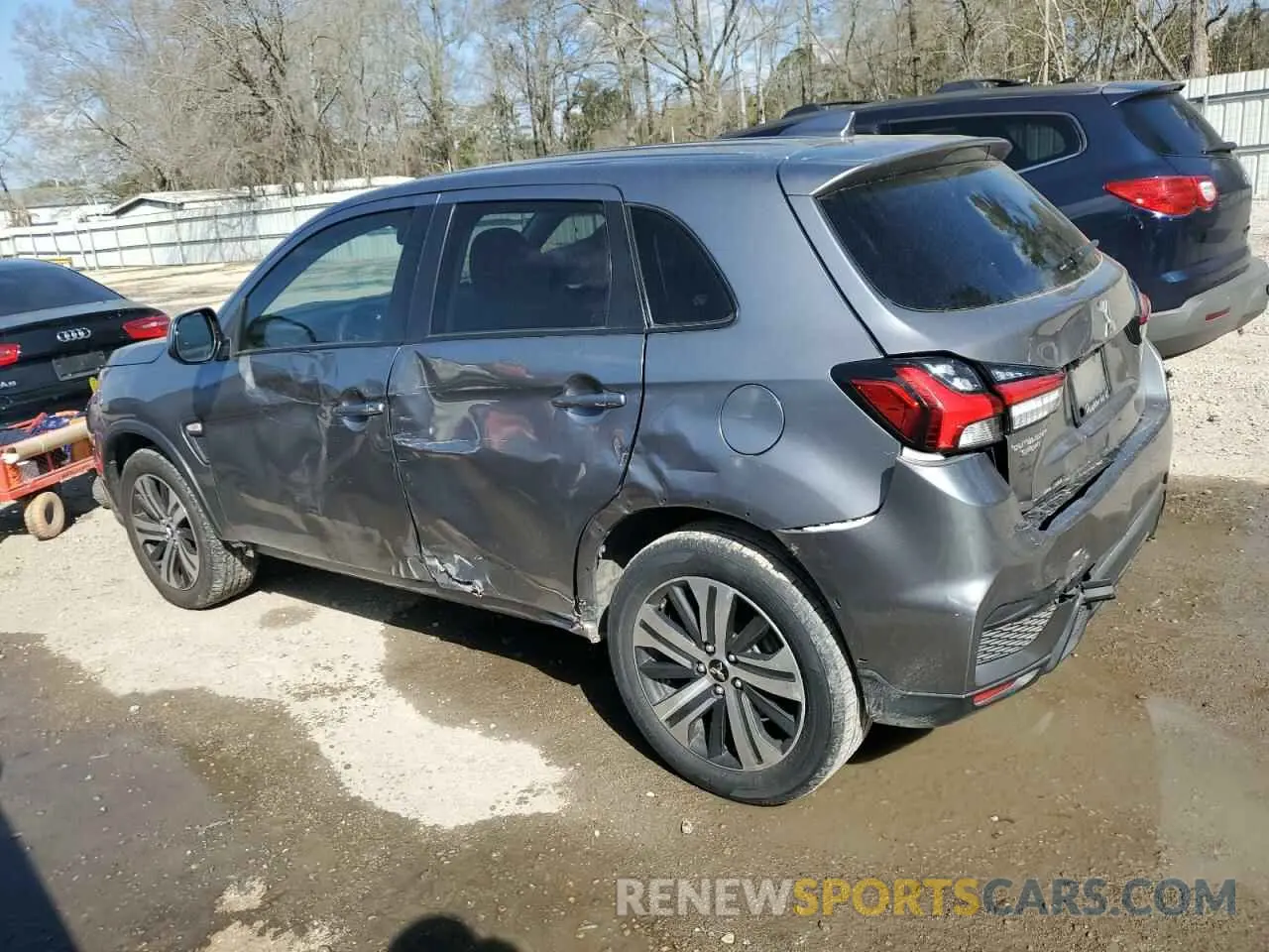 2 fotografías del automóvil dañado JA4APUAU8MU020059 MITSUBISHI OUTLANDER 2021