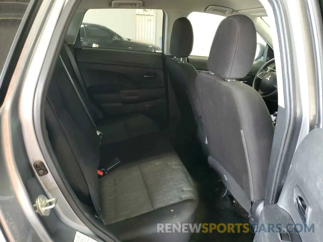 11 fotografías del automóvil dañado JA4APUAU9MU035220 MITSUBISHI OUTLANDER 2021