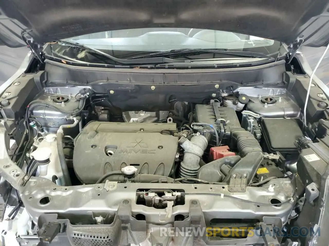 12 fotografías del automóvil dañado JA4APUAU9MU035220 MITSUBISHI OUTLANDER 2021