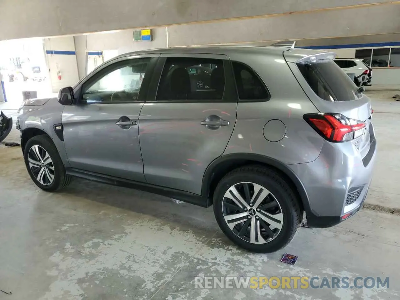 2 fotografías del automóvil dañado JA4APUAU9MU035220 MITSUBISHI OUTLANDER 2021
