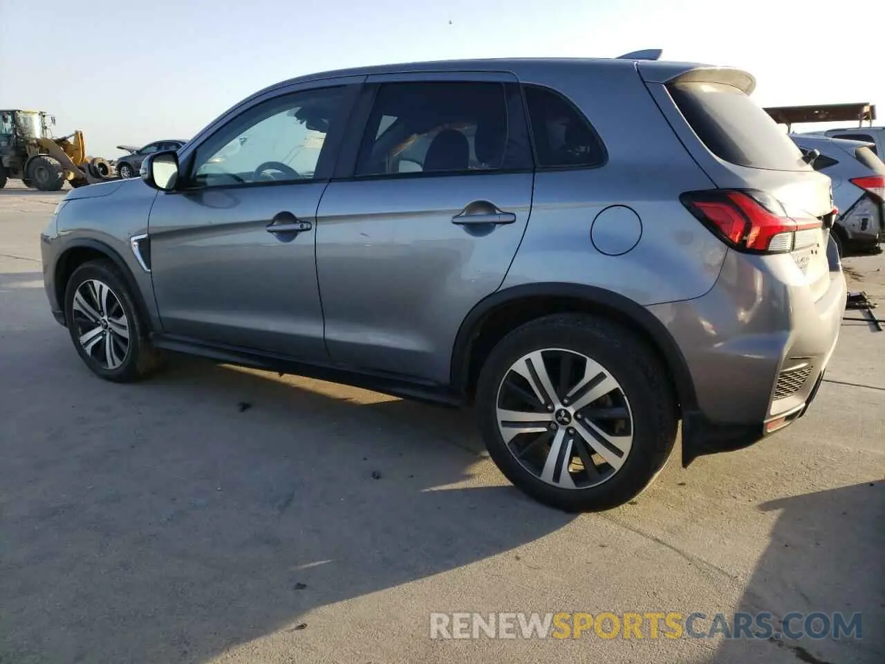 2 fotografías del automóvil dañado JA4APVAU0MU033507 MITSUBISHI OUTLANDER 2021