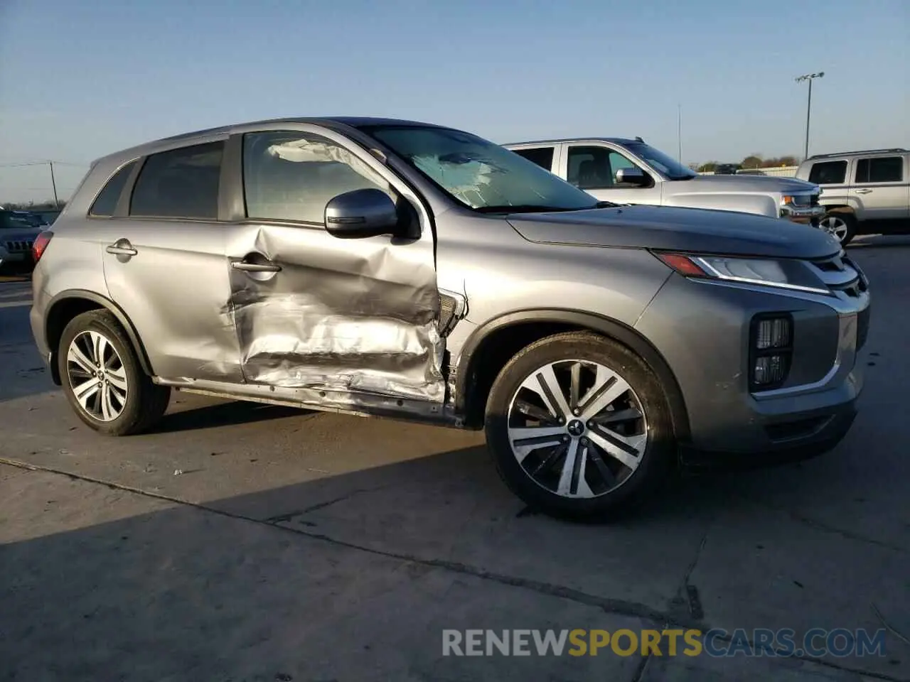 4 fotografías del automóvil dañado JA4APVAU0MU033507 MITSUBISHI OUTLANDER 2021