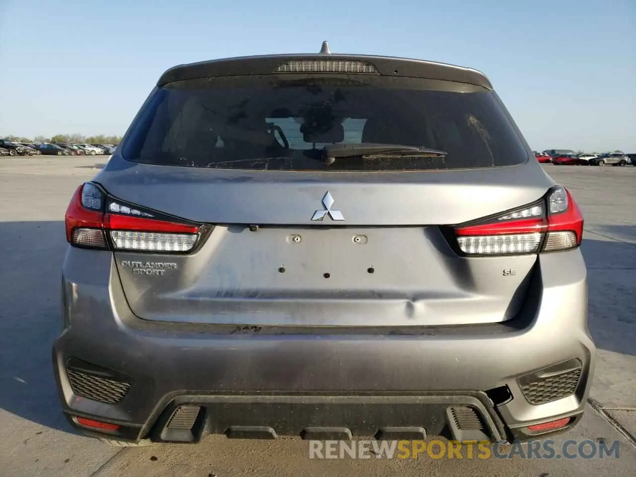 6 fotografías del automóvil dañado JA4APVAU0MU033507 MITSUBISHI OUTLANDER 2021