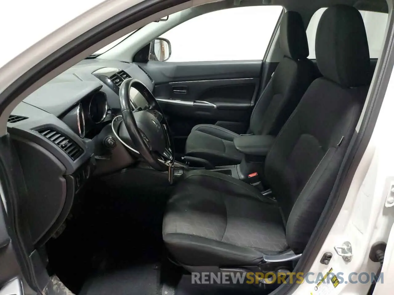 7 fotografías del automóvil dañado JA4APVAU5MU011941 MITSUBISHI OUTLANDER 2021