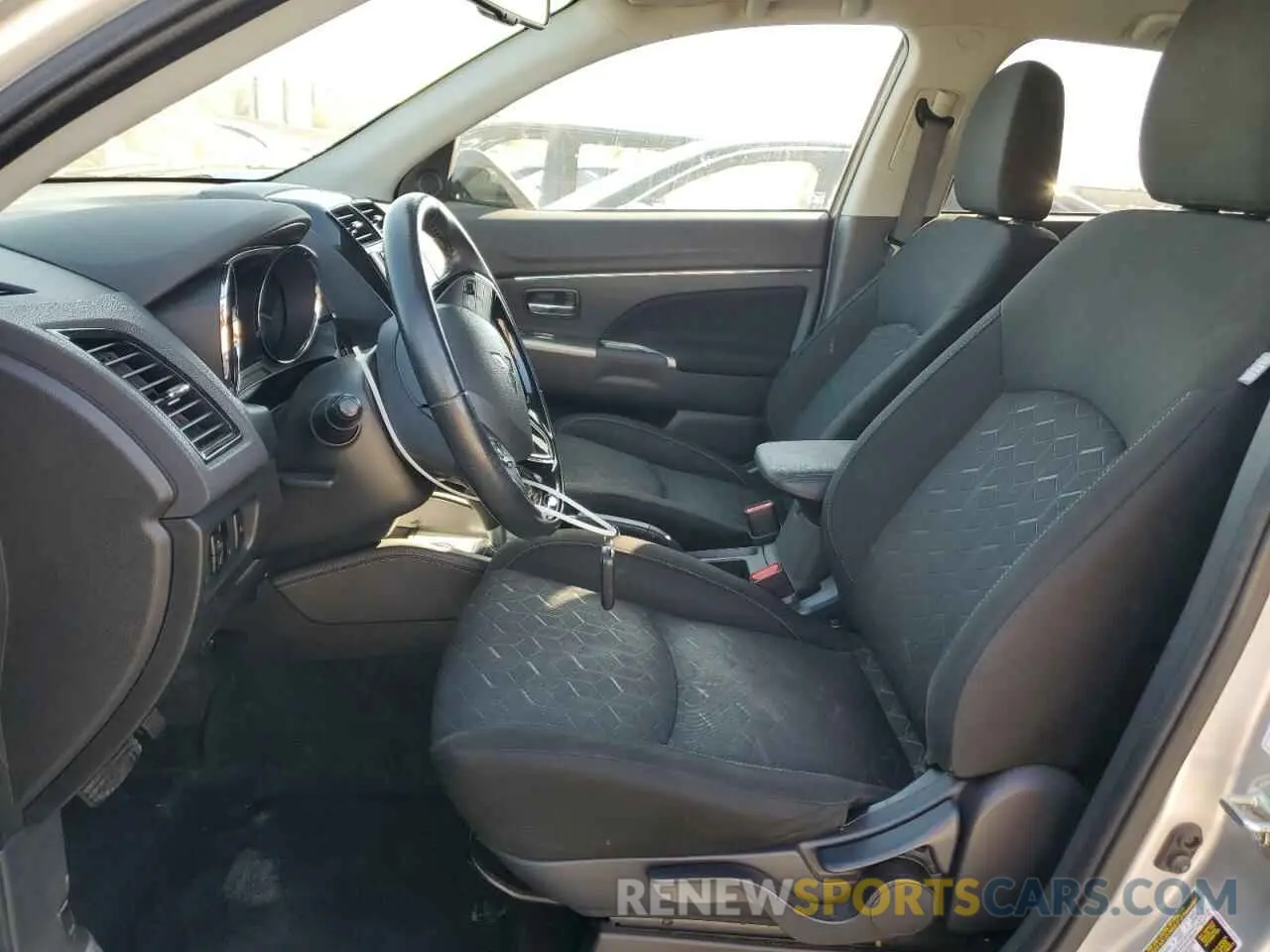 7 fotografías del automóvil dañado JA4APVAU7MU019247 MITSUBISHI OUTLANDER 2021