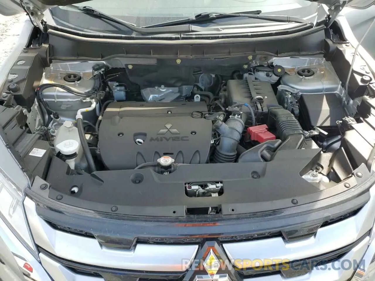 12 fotografías del automóvil dañado JA4APVAU9MU018178 MITSUBISHI OUTLANDER 2021