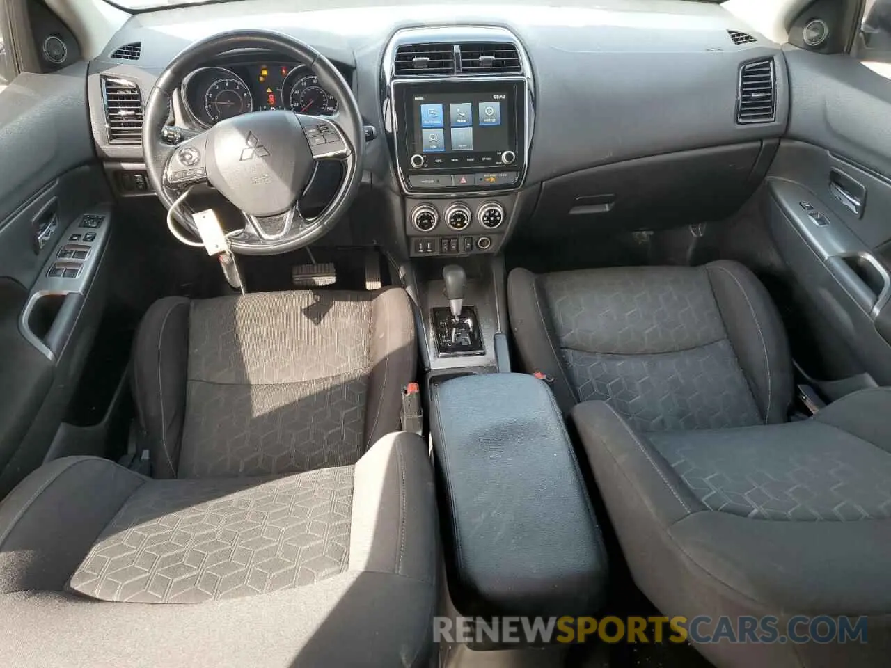 8 fotografías del automóvil dañado JA4APVAU9MU018178 MITSUBISHI OUTLANDER 2021