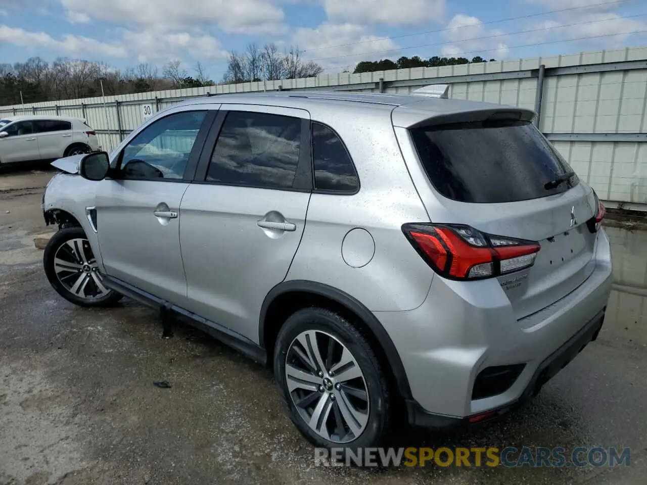 2 fotografías del automóvil dañado JA4APVAU9MU018472 MITSUBISHI OUTLANDER 2021