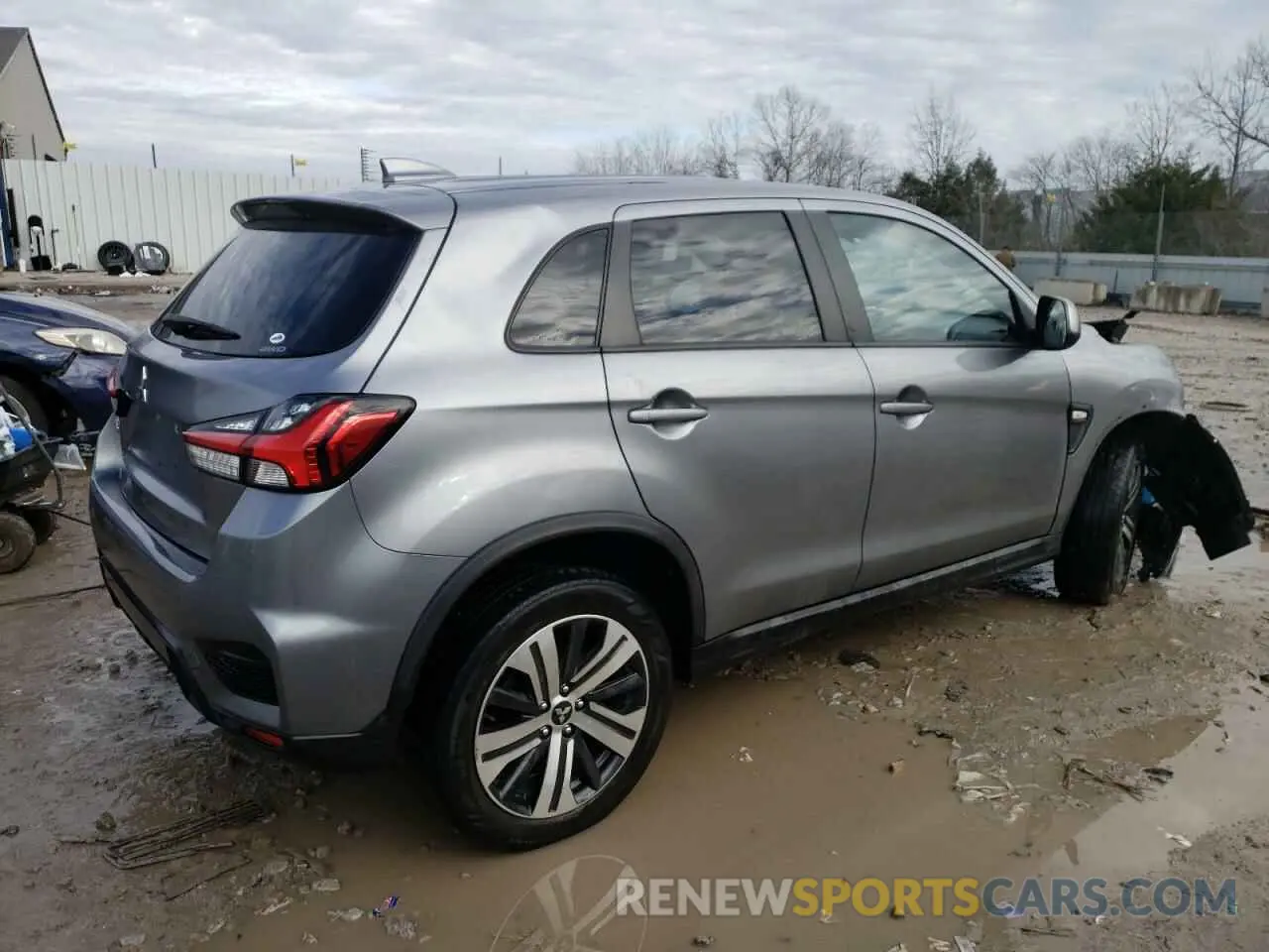 3 fotografías del automóvil dañado JA4ARUAU1MU035951 MITSUBISHI OUTLANDER 2021