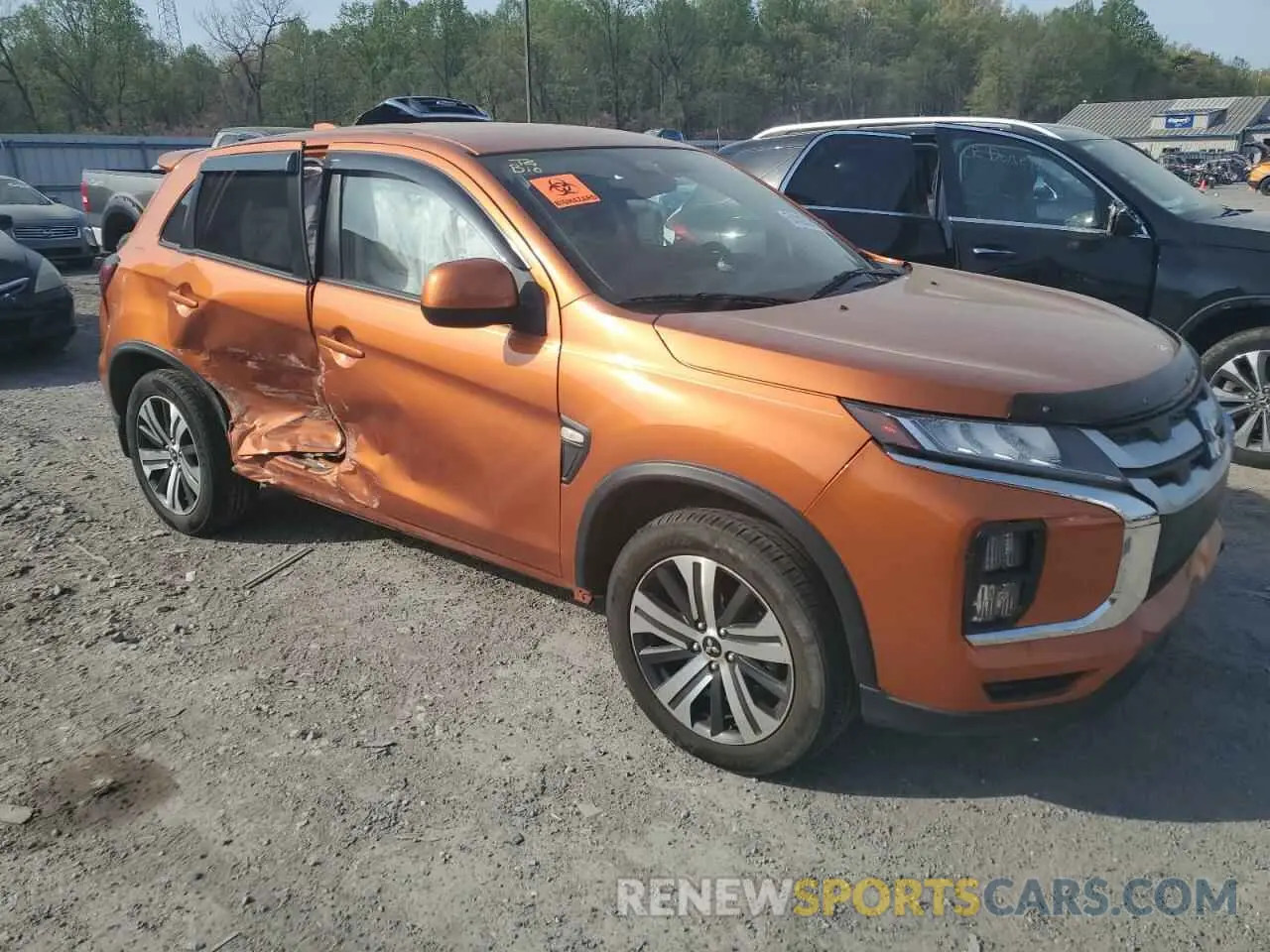4 fotografías del automóvil dañado JA4ARUAU2MU031035 MITSUBISHI OUTLANDER 2021