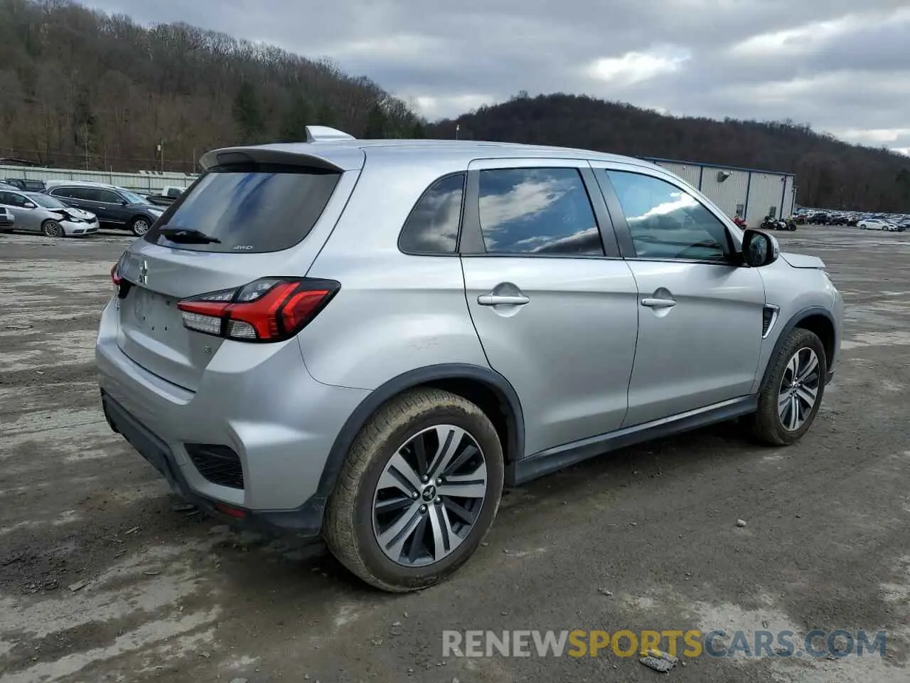 3 fotografías del automóvil dañado JA4ARUAU5MU008266 MITSUBISHI OUTLANDER 2021
