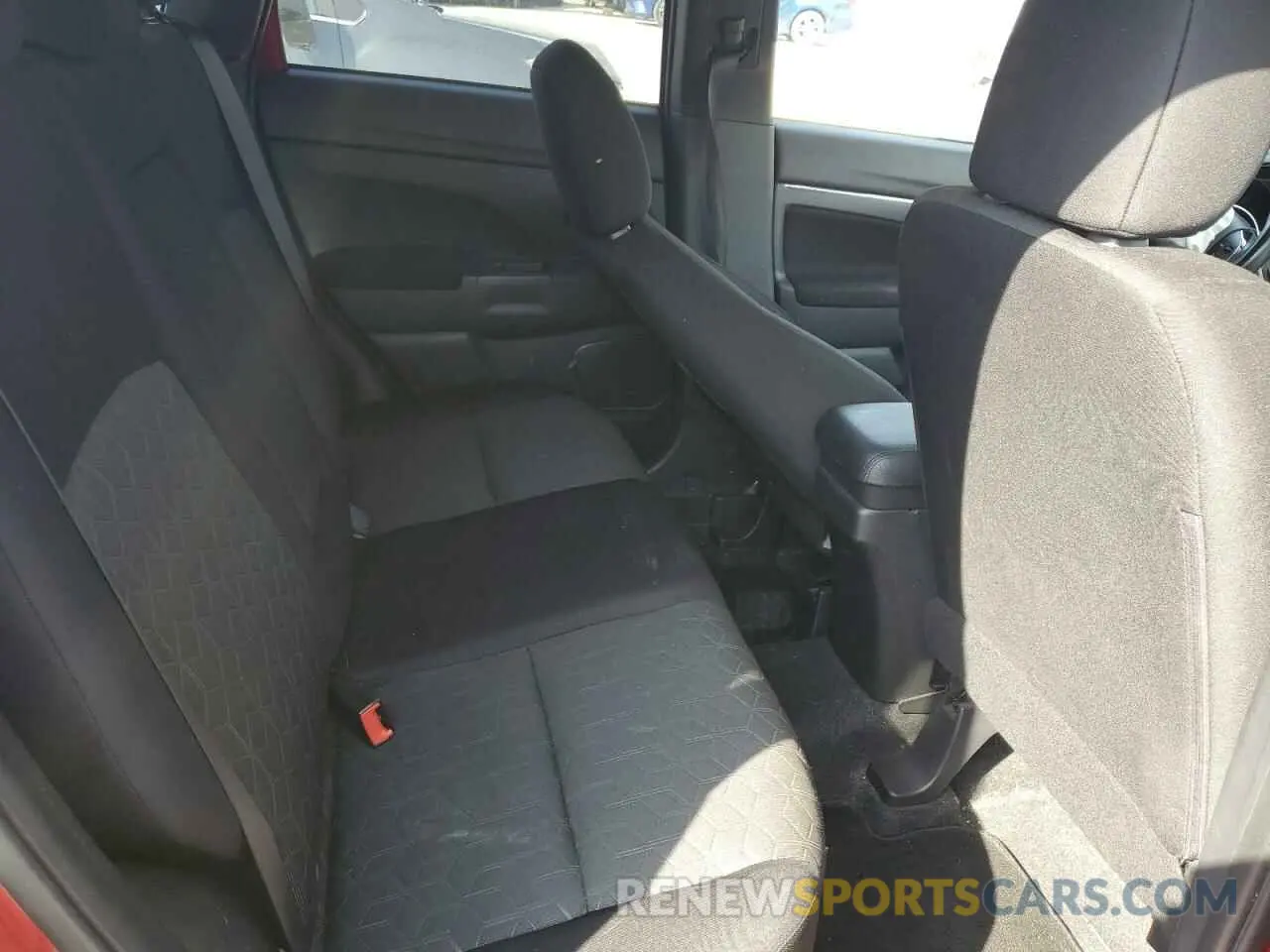 11 fotografías del automóvil dañado JA4ARUAU6MU012455 MITSUBISHI OUTLANDER 2021