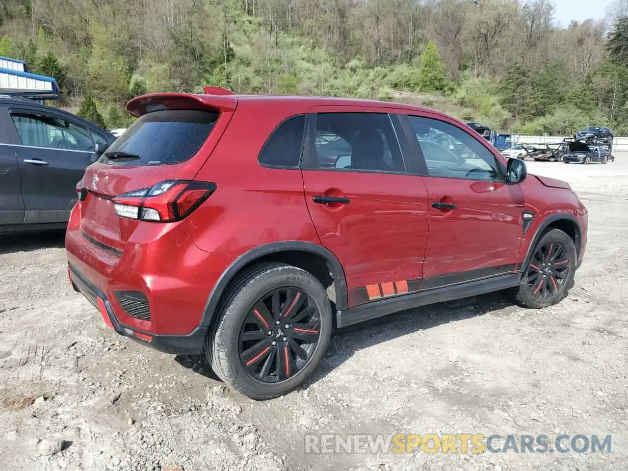 3 fotografías del automóvil dañado JA4ARUAU6MU012455 MITSUBISHI OUTLANDER 2021