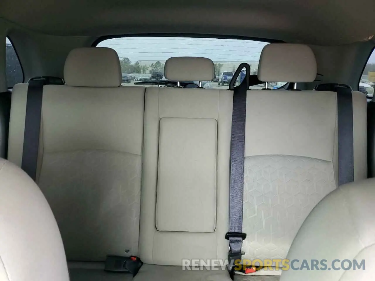 10 fotografías del automóvil dañado JA4ARUAU6MU016859 MITSUBISHI OUTLANDER 2021