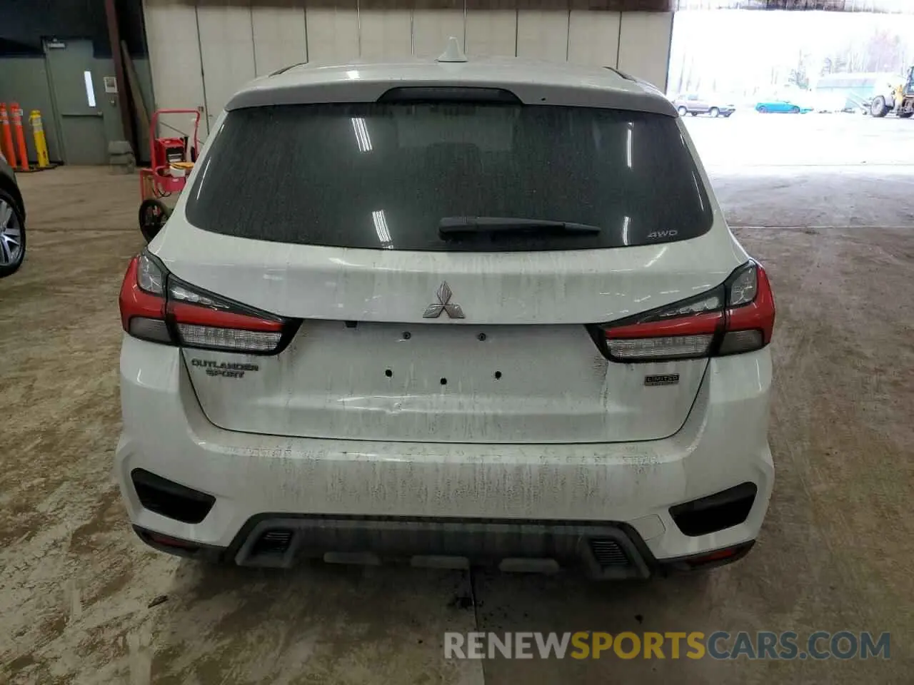 6 fotografías del automóvil dañado JA4ARUAU6MU027151 MITSUBISHI OUTLANDER 2021