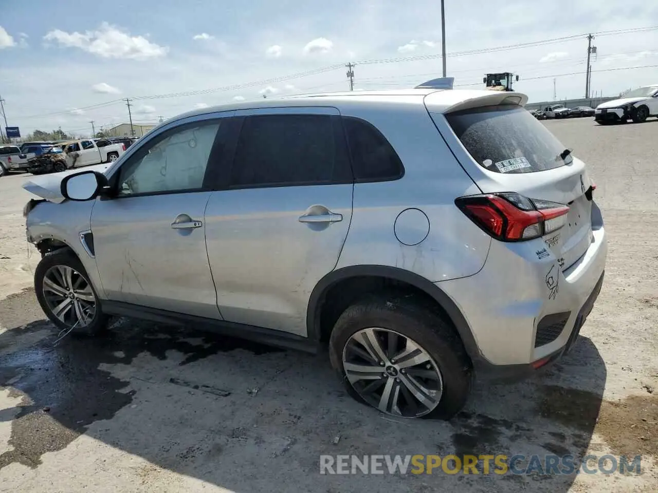 2 fotografías del automóvil dañado JA4ARUAU7MU025506 MITSUBISHI OUTLANDER 2021
