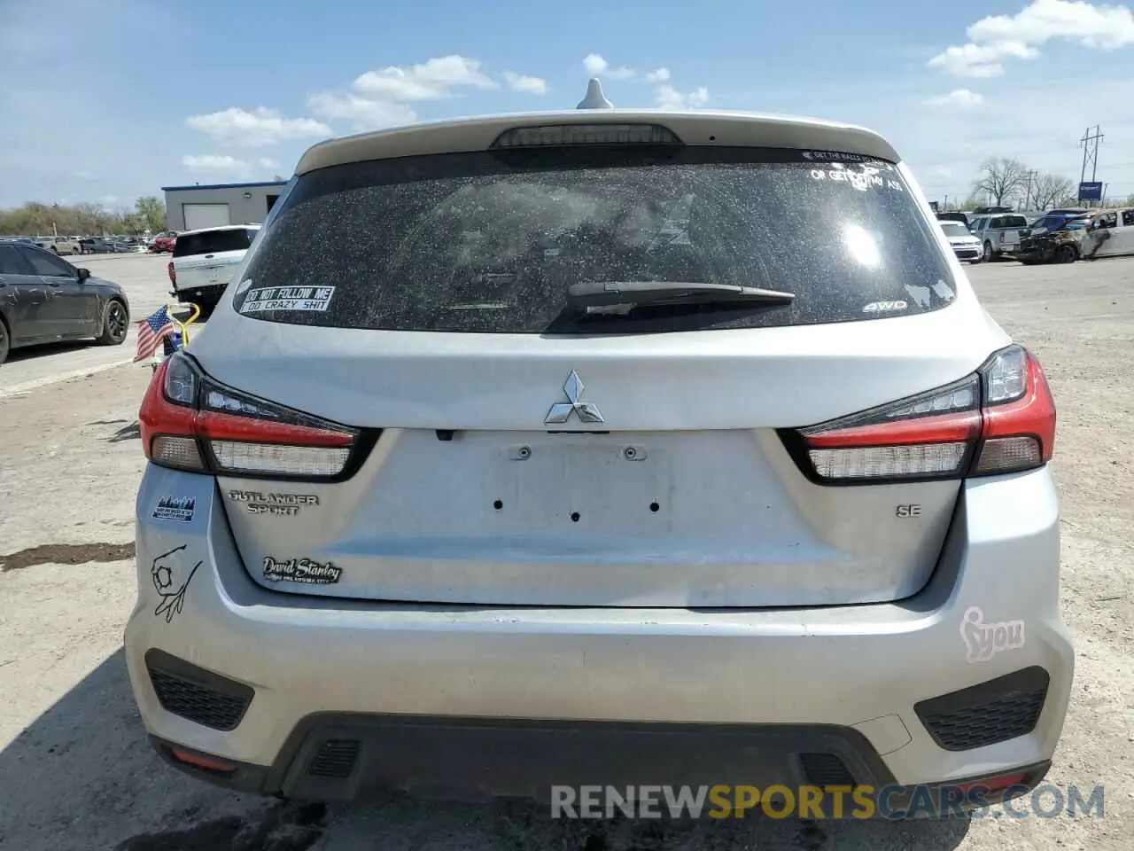 6 fotografías del automóvil dañado JA4ARUAU7MU025506 MITSUBISHI OUTLANDER 2021
