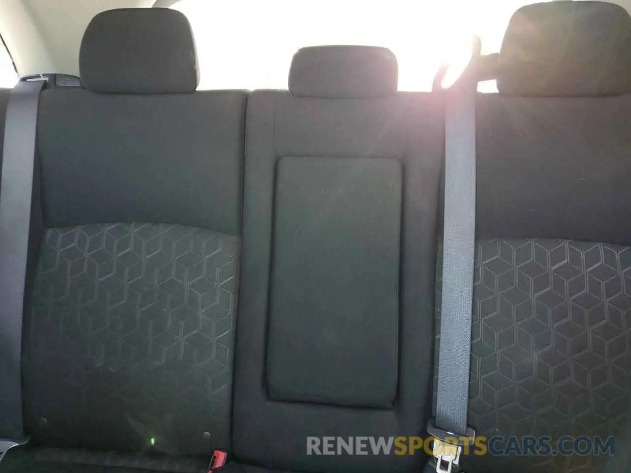 10 fotografías del automóvil dañado JA4ARUAU8MU017365 MITSUBISHI OUTLANDER 2021