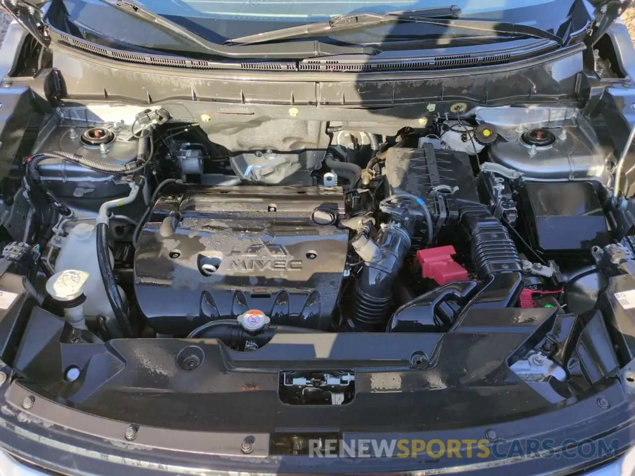 11 fotografías del automóvil dañado JA4ARUAU8MU023568 MITSUBISHI OUTLANDER 2021