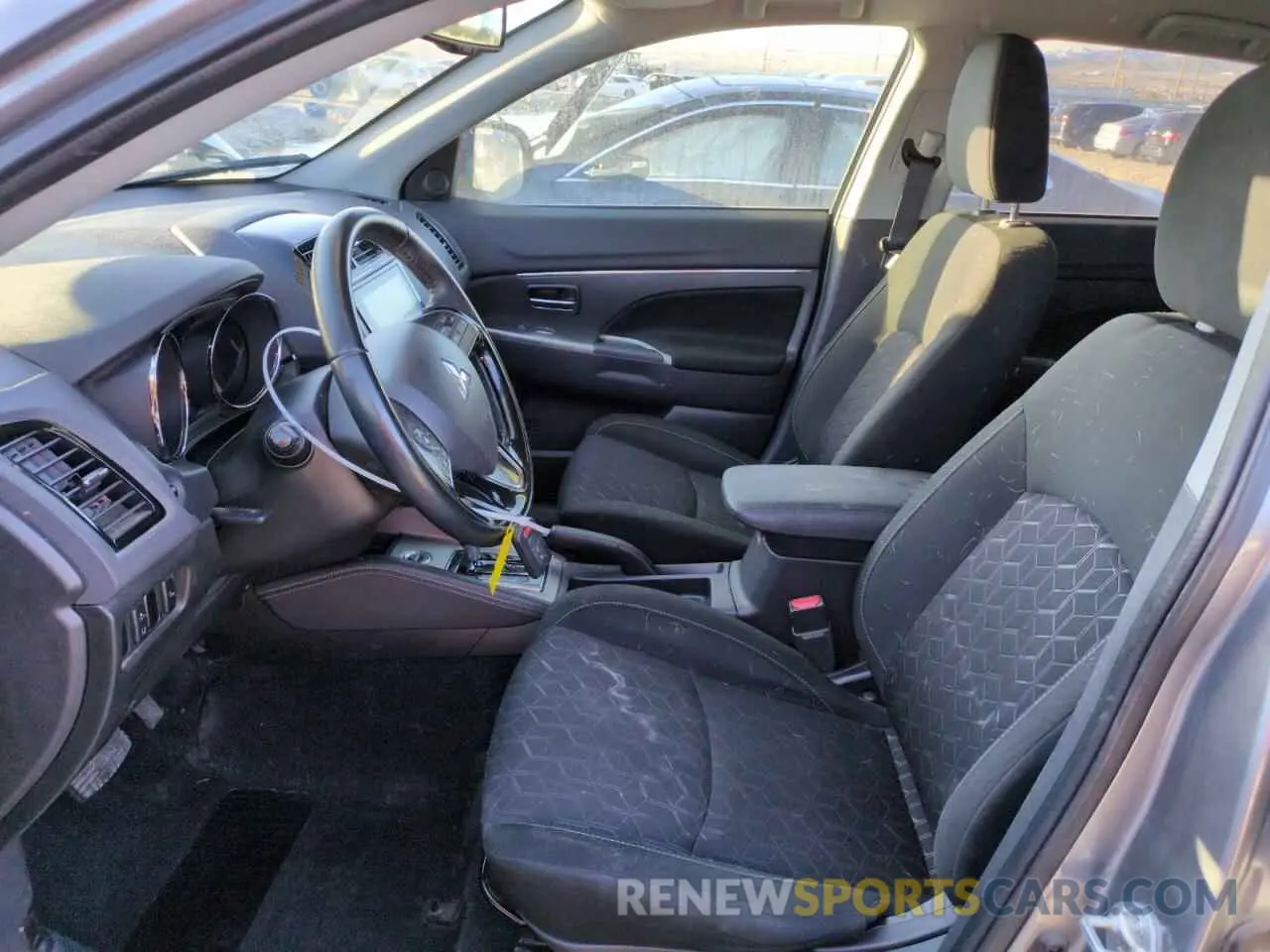 7 fotografías del automóvil dañado JA4ARUAU8MU023568 MITSUBISHI OUTLANDER 2021