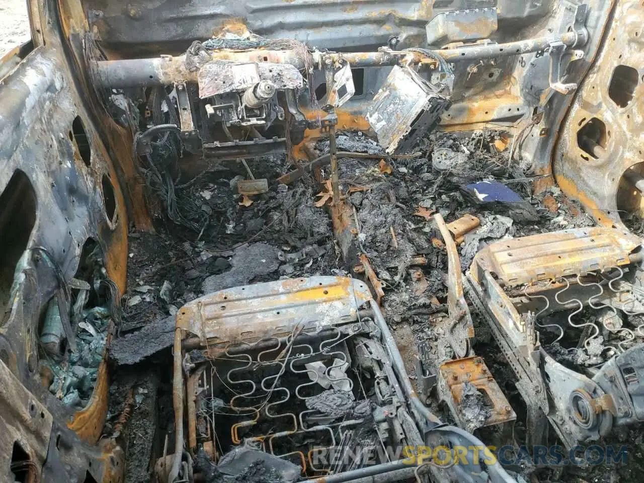 8 fotografías del automóvil dañado JA4ARUAUXMU022826 MITSUBISHI OUTLANDER 2021