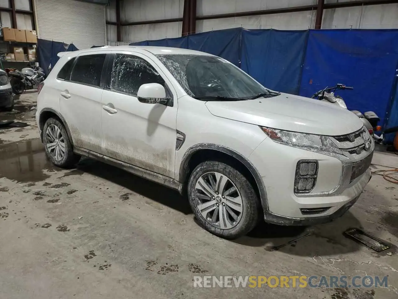 4 fotografías del automóvil dañado JA4ARUAUXMU031915 MITSUBISHI OUTLANDER 2021