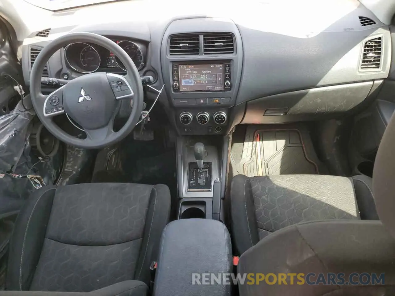 8 fotografías del automóvil dañado JA4APUAU3NU004711 MITSUBISHI OUTLANDER 2022