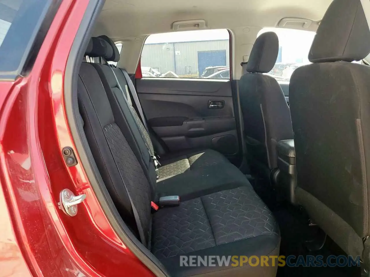 11 fotografías del automóvil dañado JA4APUAU4NU012851 MITSUBISHI OUTLANDER 2022