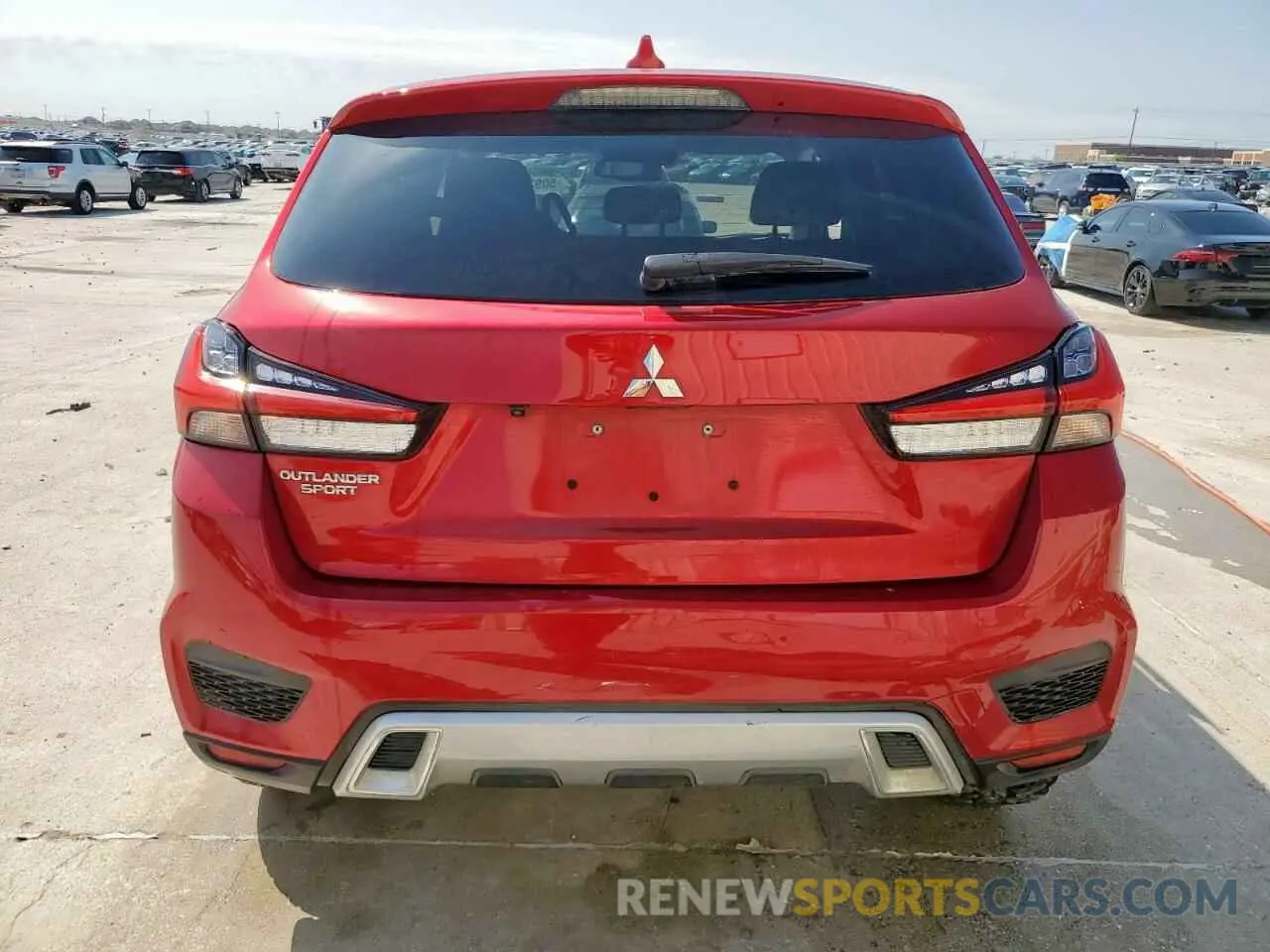 6 fotografías del automóvil dañado JA4APUAU4NU012851 MITSUBISHI OUTLANDER 2022