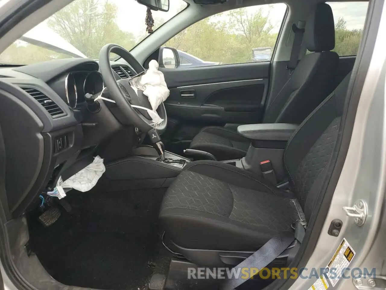 7 fotografías del automóvil dañado JA4APUAU5NU020246 MITSUBISHI OUTLANDER 2022