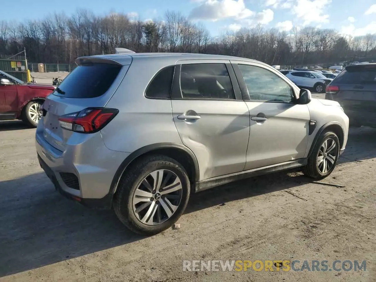 3 fotografías del automóvil dañado JA4APUAU7NU010401 MITSUBISHI OUTLANDER 2022