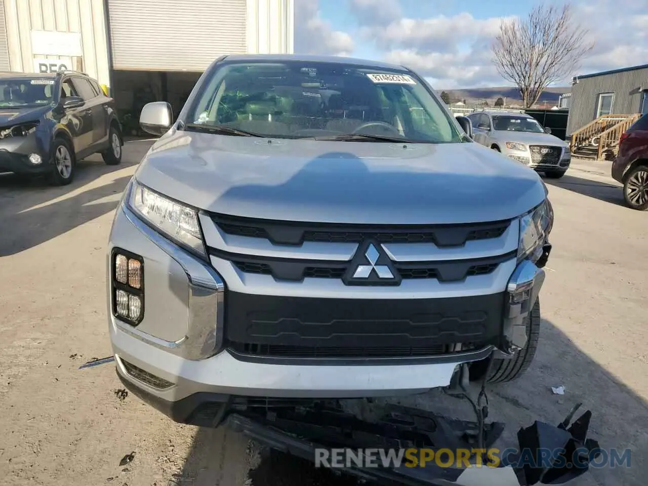5 fotografías del automóvil dañado JA4APUAU7NU010401 MITSUBISHI OUTLANDER 2022
